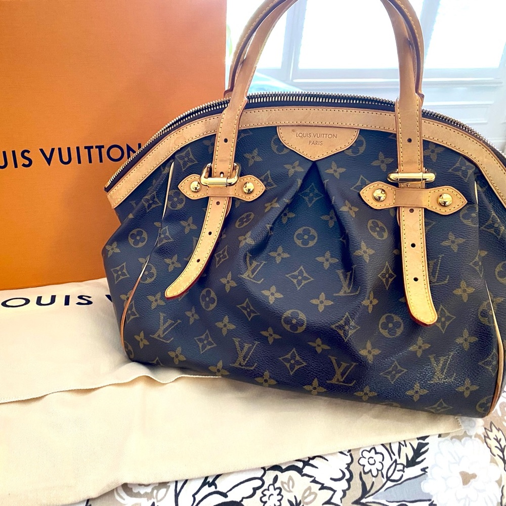 Louis Vuitton Tivoli GM handbag